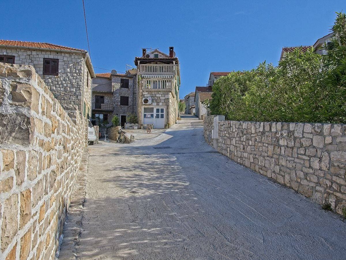 Foto 4 von 26: 2-Zimmer-Ferienwohnung mit Terrasse und Meerblick Postira, Brac A-11582-a