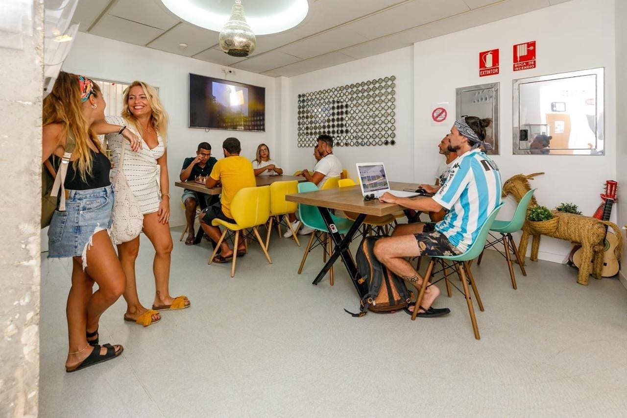 We Hostel Palma - Albergue Turístico 1
