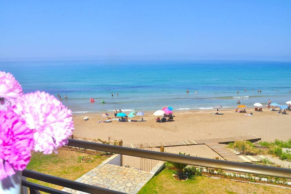 2-Bett-Luxussuite am Strand - Agios Gordios, Korfu, Griechenland 1