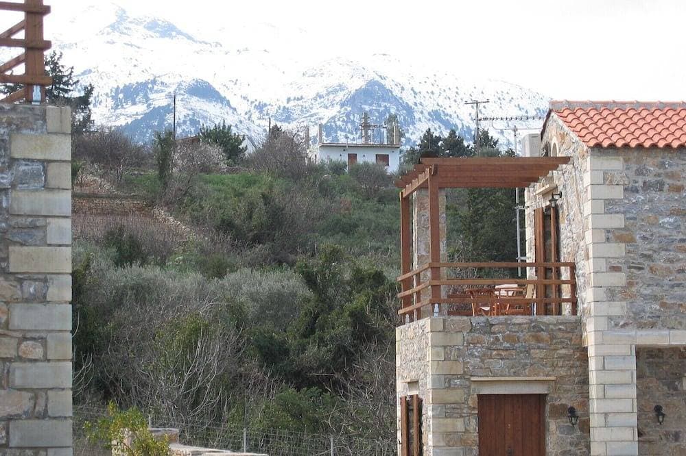 Foto 5 von 27: Stratos Villas Chania mit Pool und Meerblick