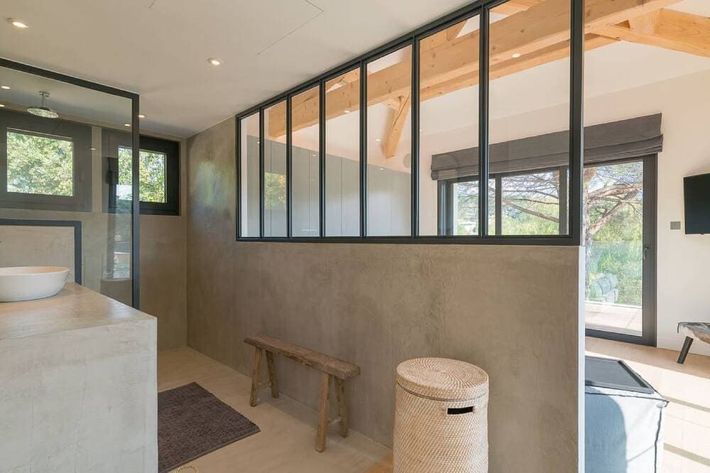 Foto 11 von 15: Vivenda Espaçosa com Piscina Aquecida Mt-discreta