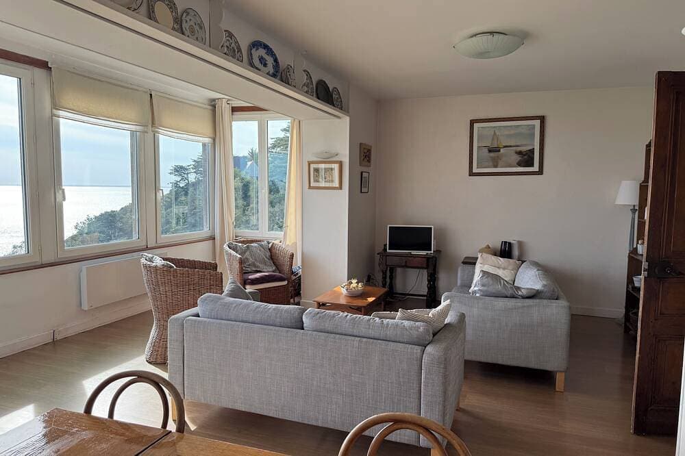 Foto 11 von 24: Villa \"Le Roc\" des falaises, panoramic view, facing the bay of Mt St Michel