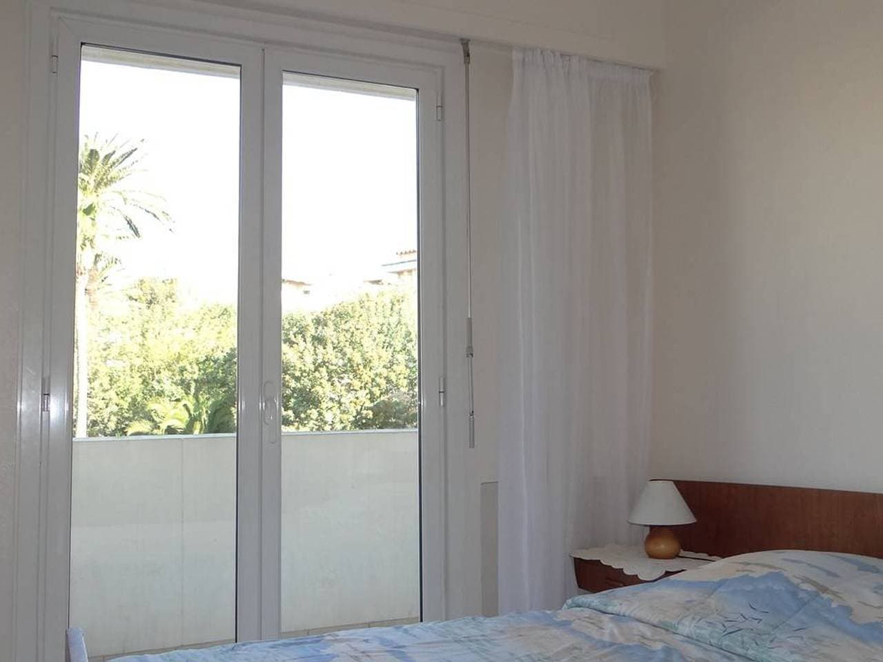 Foto 9 von 17: Große 3-Zimmer-Wohnung mit Terrasse und Pool in Cavalaire-sur-Mer