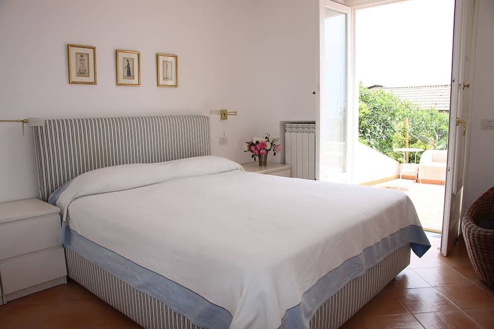 Foto 2 von 30: Eine atemberaubende Villa an der Amalfiküste mit Meerblick und großen privaten Gärten