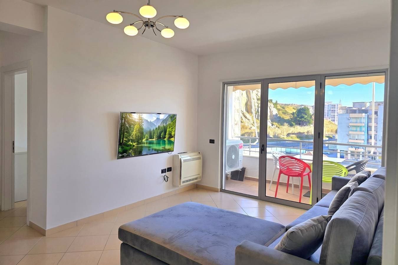 Foto 3 von 21: Brisa Del Mar Beachfront Apartment 116