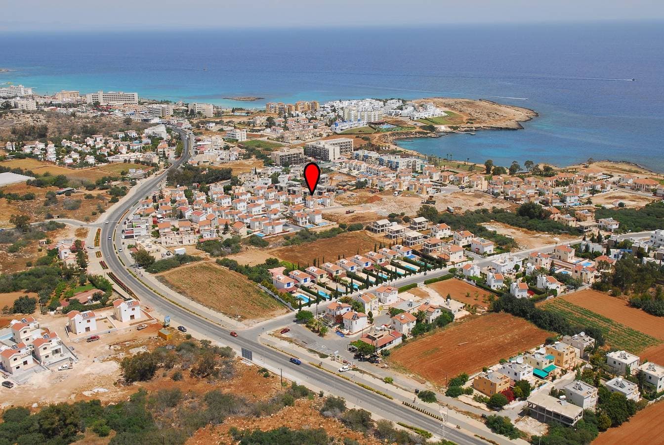 Foto 2 von 23: Protaras Ferienvilla Me25