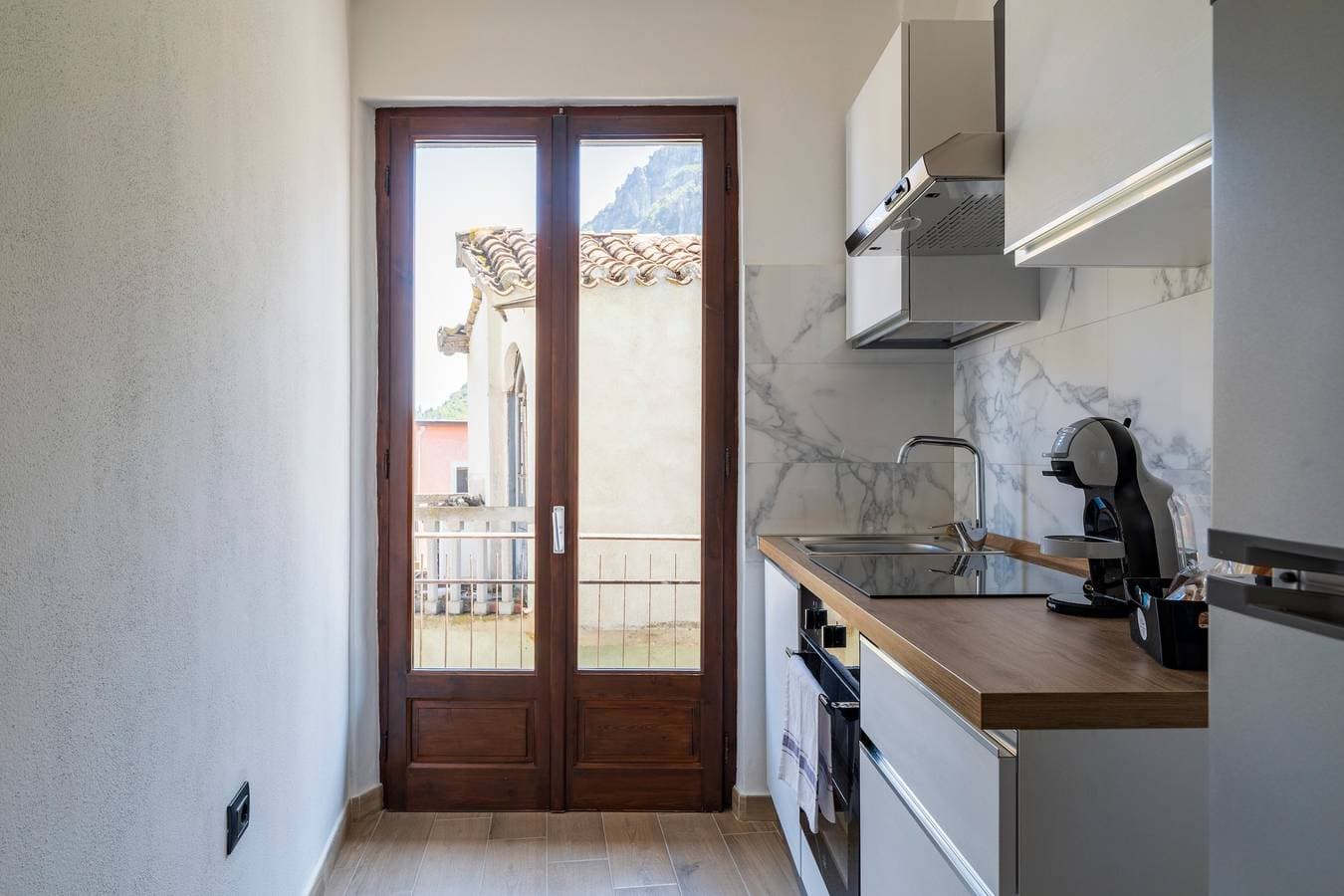 Foto 4 von 25: Ferienwohnung 'Il Filo Azzurro 2' mit Meerblick, Wi-Fi und Klimaanlage