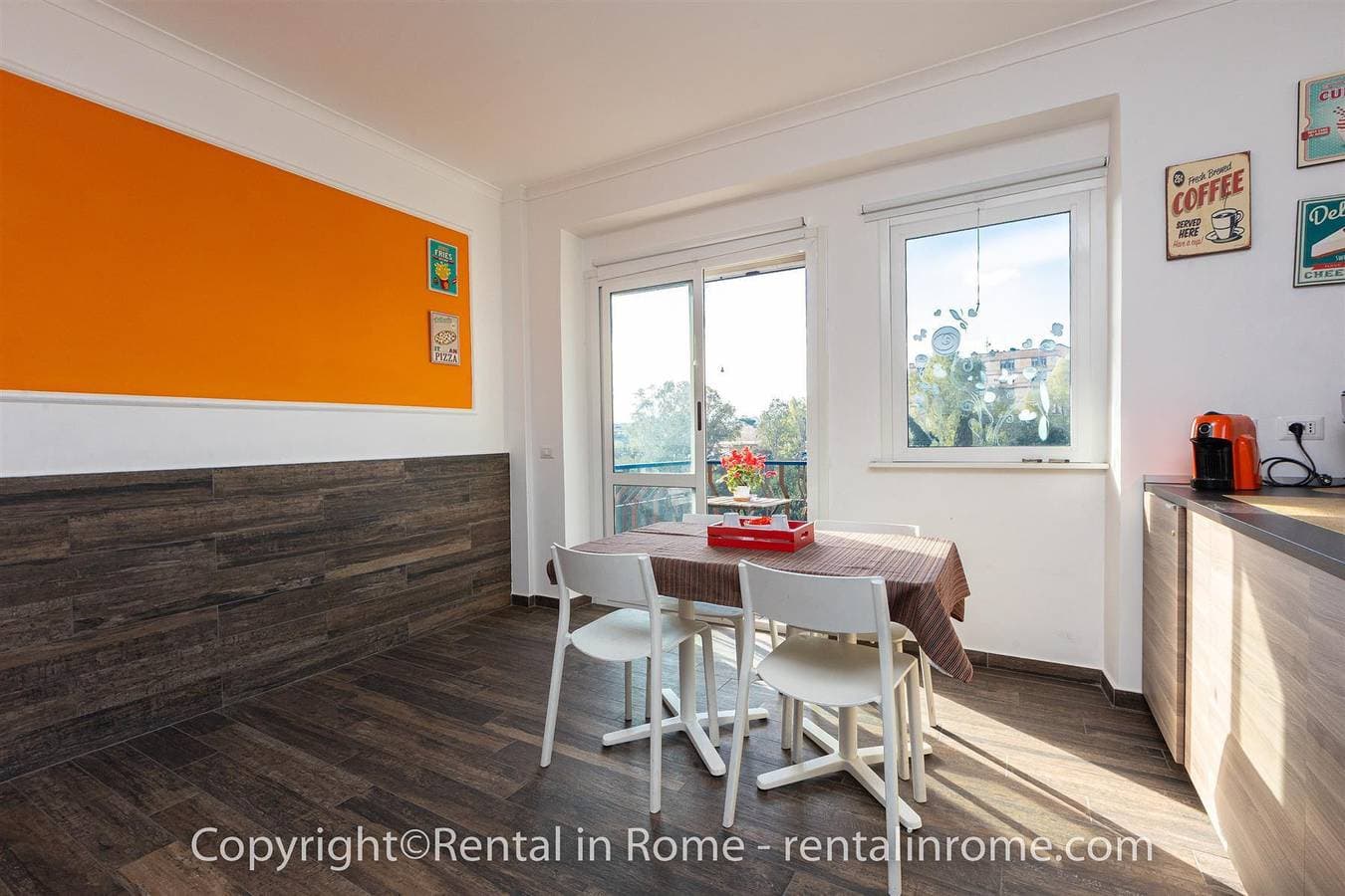 Foto 7 von 62: Ferienwohnung für 4 Personen mit Balkon/Terrasse