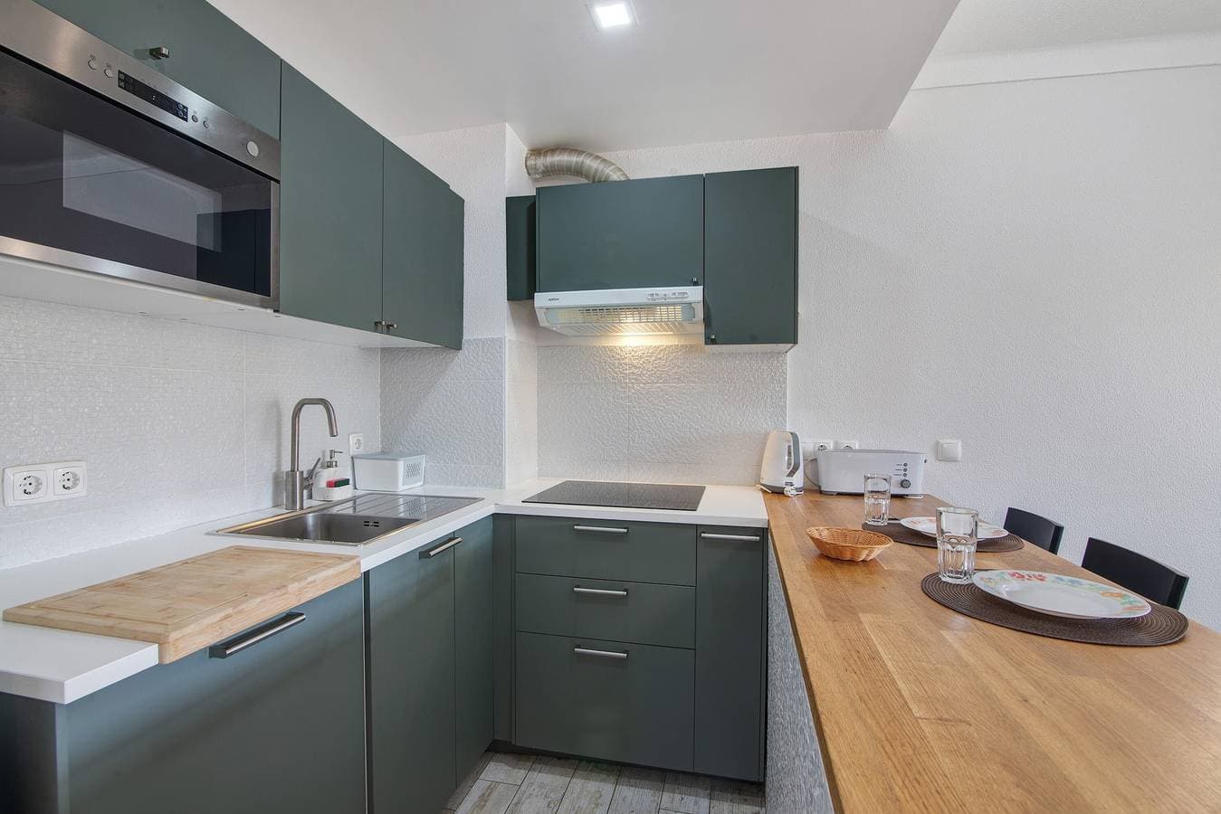 Foto 10 von 21: Ferienwohnung 'Remodelado Próximo Da Praia' mit Balkon und Wi-Fi