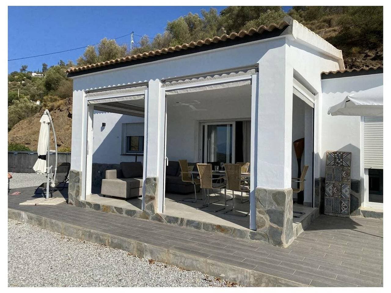 Foto 7 von 30: Bungalow in Sayalonga mit Barbecue