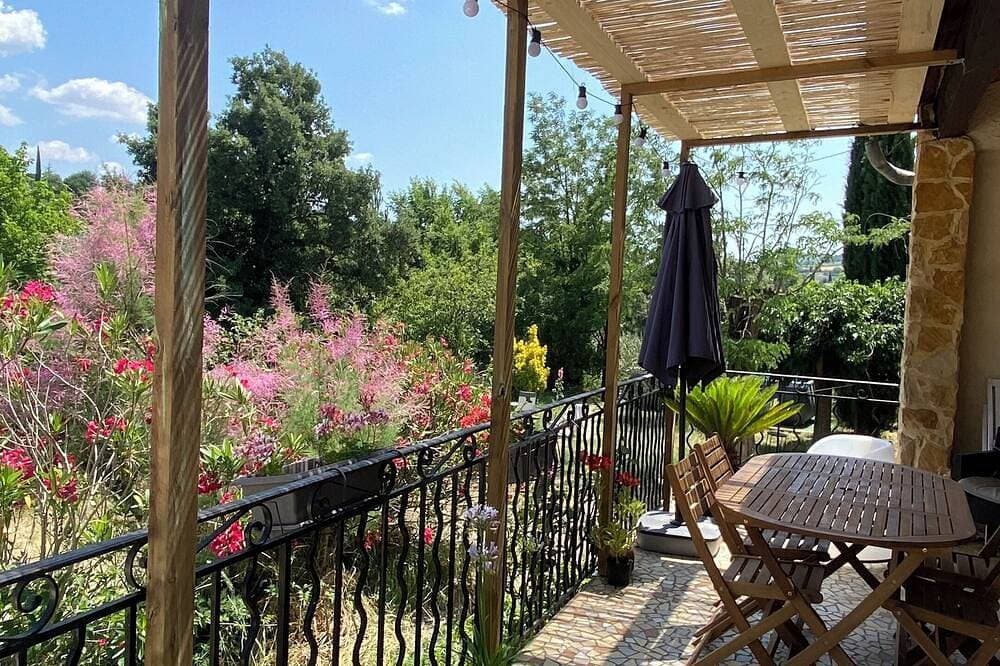 Été en Provence – maison 3 chambres pour famille entre vignes et cigales. 1