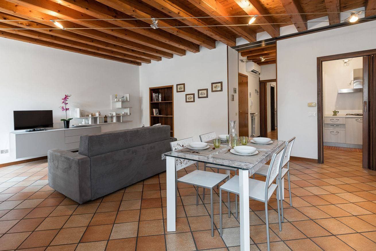 Foto 4 von 13: Ferienwohnung für 4 Personen mit Balkon/Terrasse