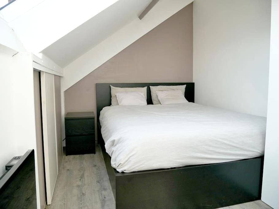 Foto 4 von 8: One-Bedroom Apartment