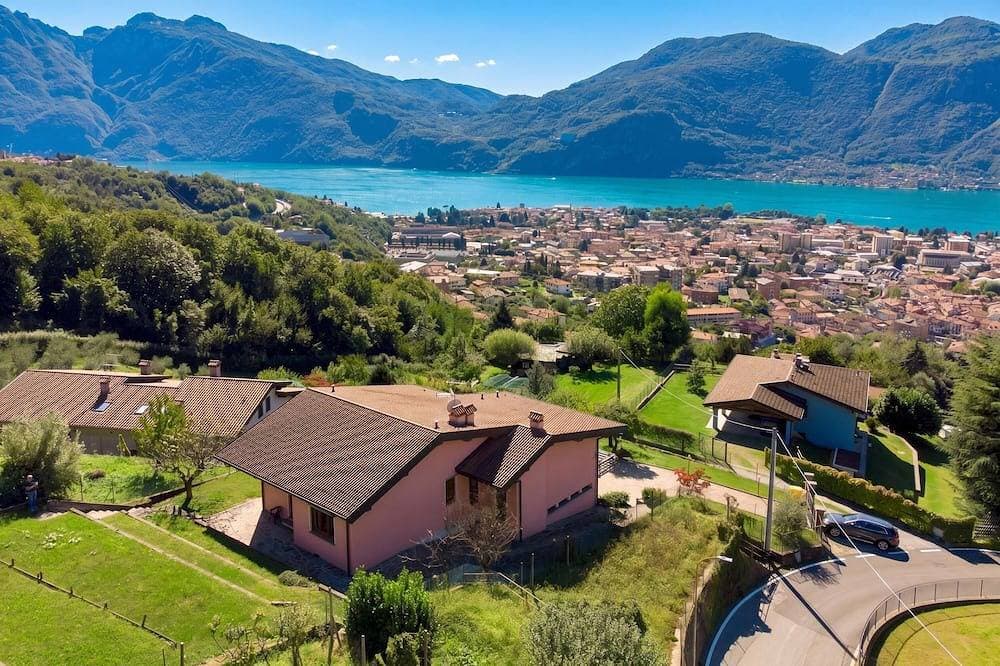 Casa Virginia, Mandello del Lario, Italy 1
