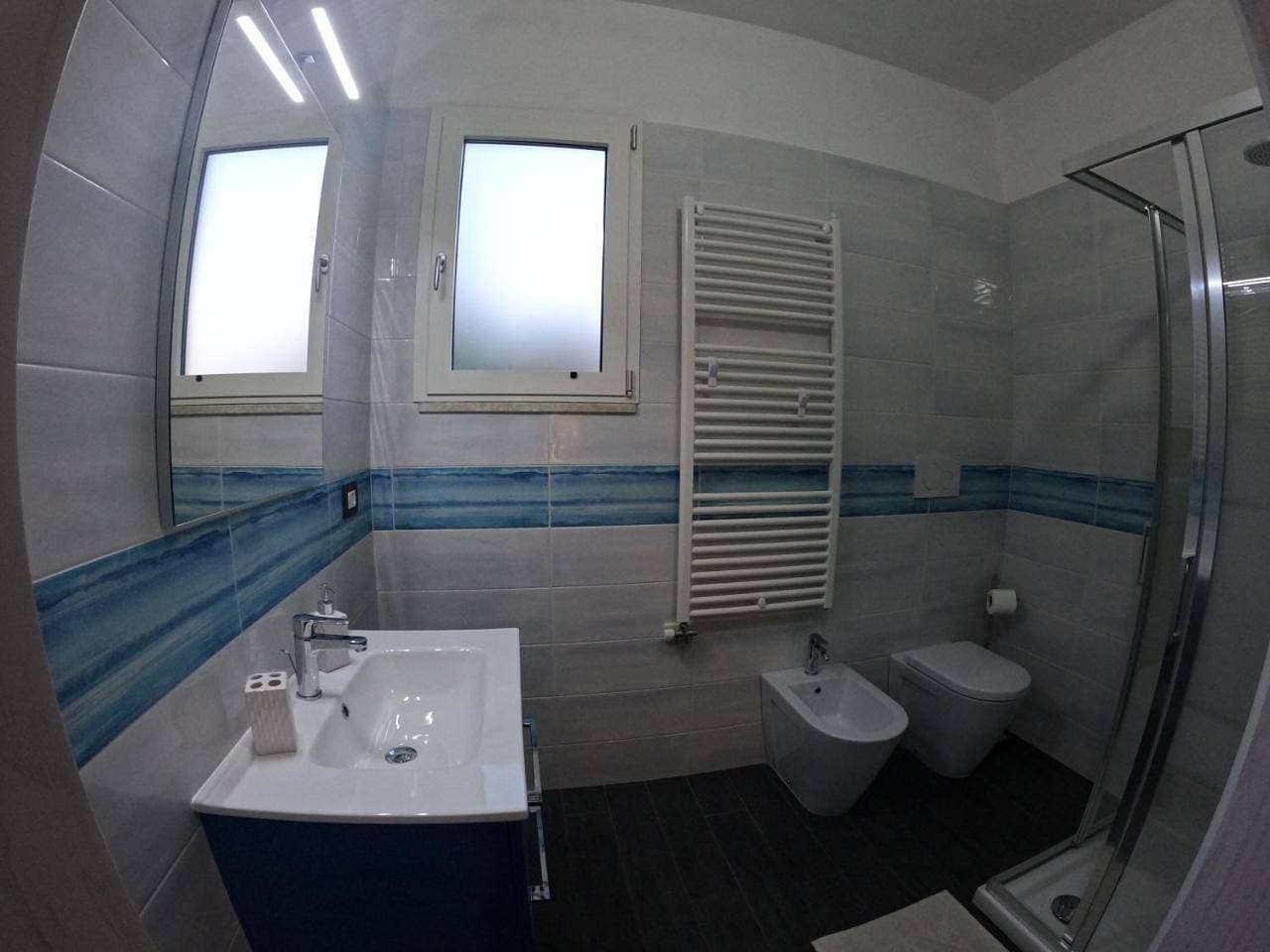 Foto 13 von 17: Double Room with Private Bathroom
