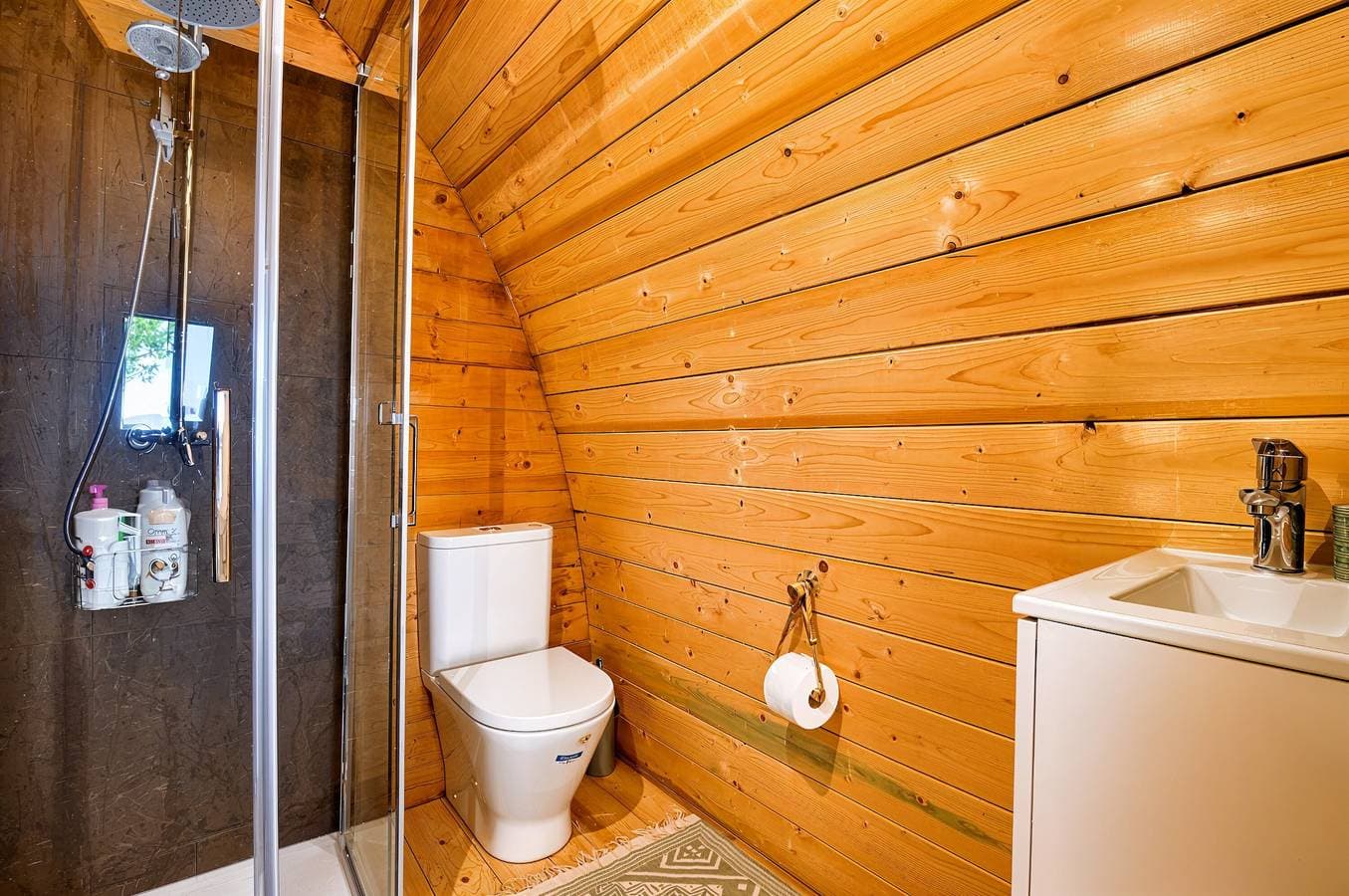 Foto 9 von 24: Ferienhaus 'Cabaña Massdepiedra' mit WLAN und Klimaanlage