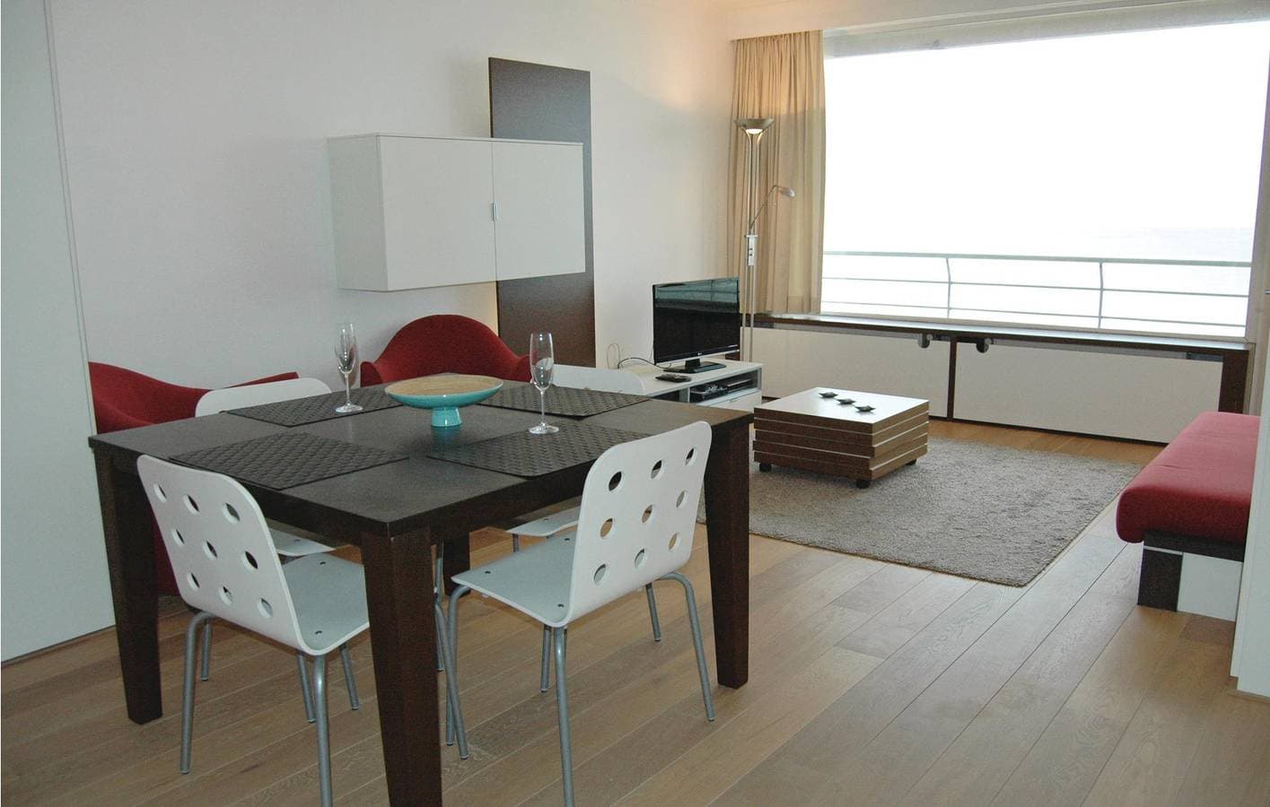 Foto 4 von 11: Ferienwohnung für 4 Personen mit Terrasse