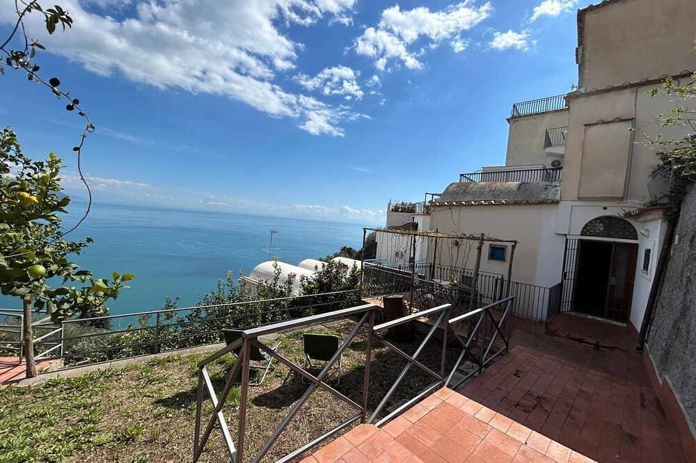 Foto 12 von 14: Sehr schönes Haus mit Meerblick und privaten Gärten und Terrassen