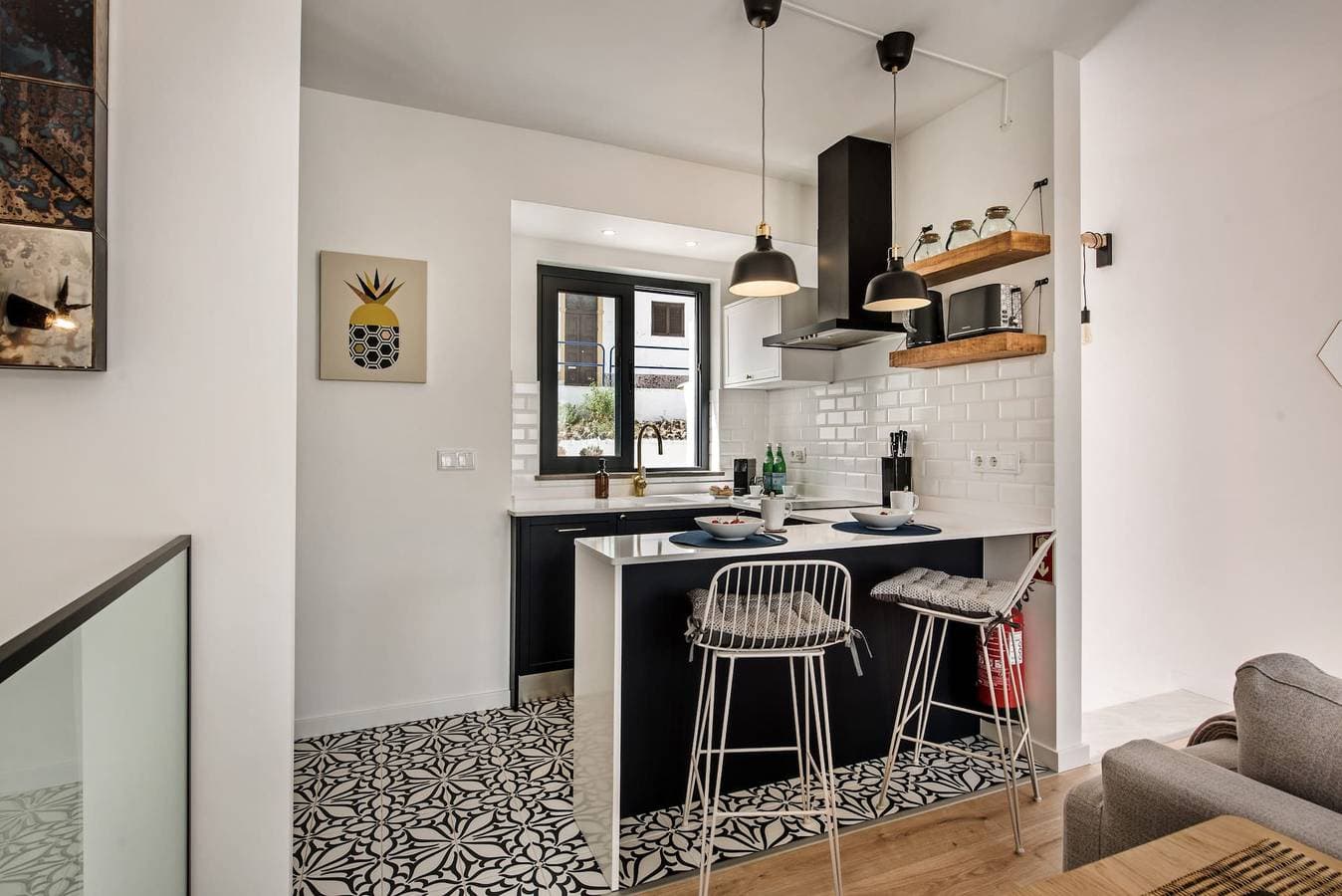 Foto 7 von 23: Casinha da Sorte · Stylish & Unique House In The H
