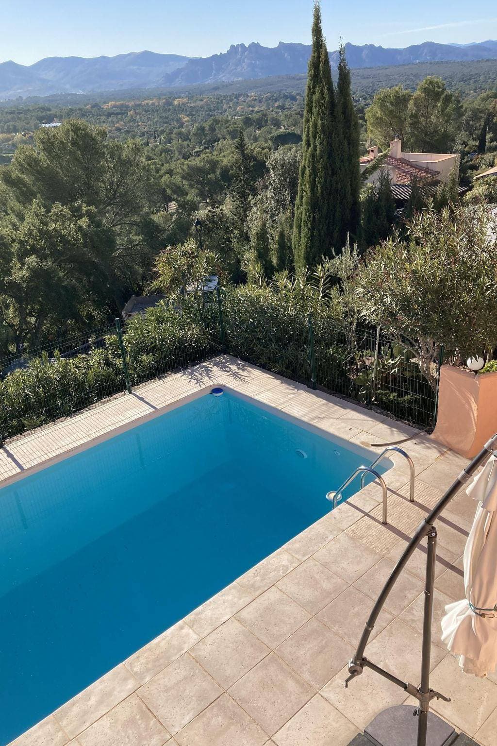 Foto 10 von 57: Kleine Villa an der Cote d´Azur