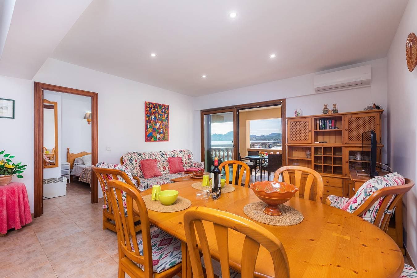Foto 13 von 35: Ferienwohnung "Maritim" mit Meer- und Bergblick, WLAN und Terrasse