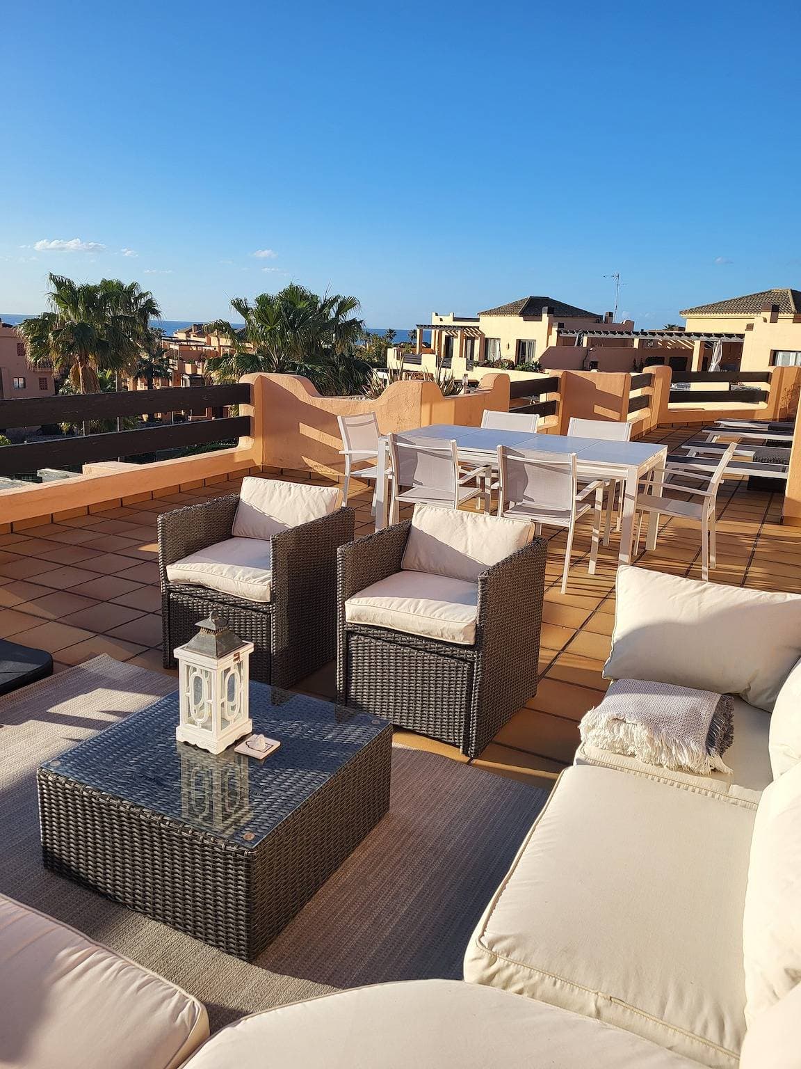 Foto 13 von 45: Apartment 'Casares Beach Luxe Penthouse' mit Meerblick, WLAN und Klimaanlage