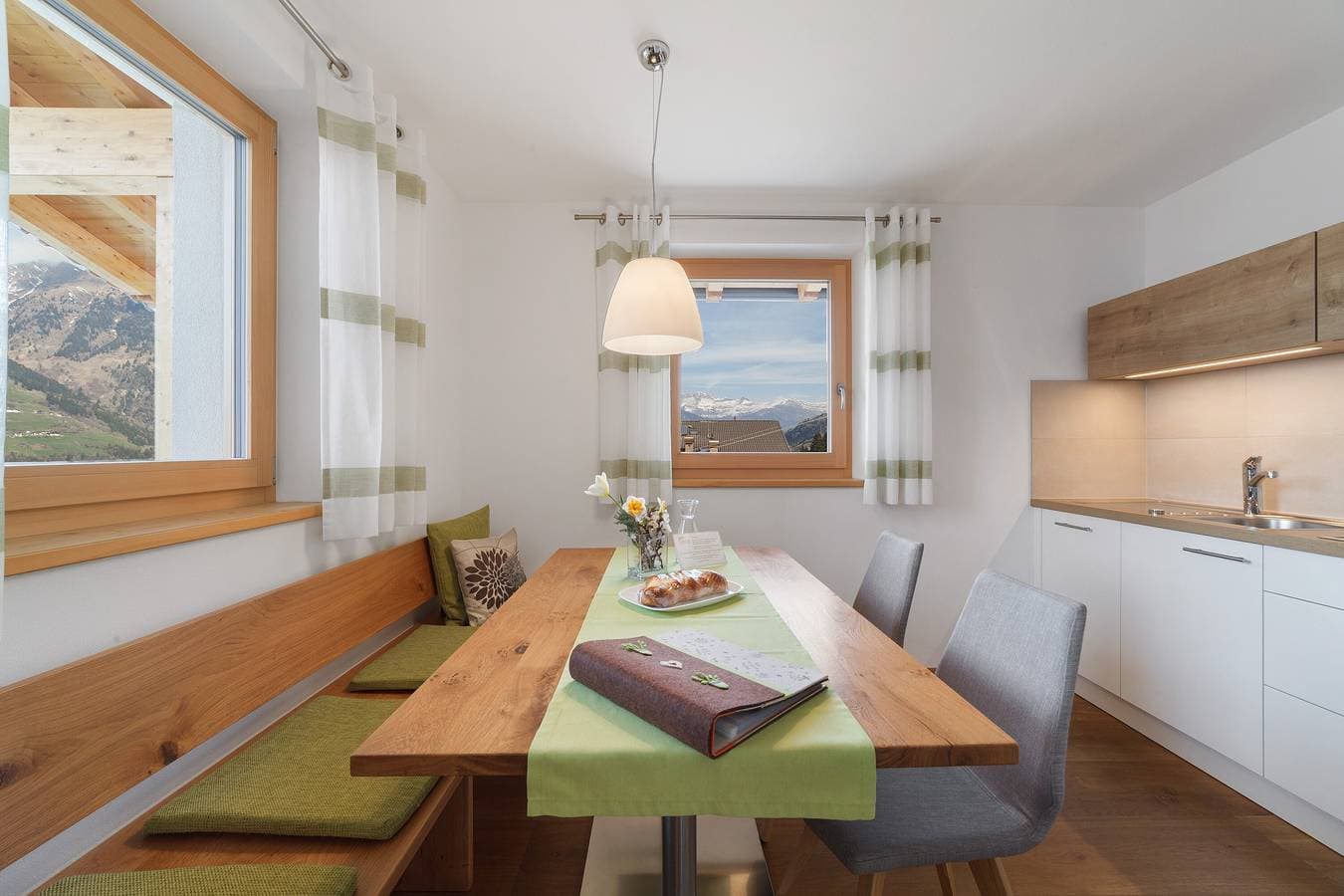 Foto 11 von 27: Ferienwohnung 'Thymian' mit Bergblick, privater Terrasse und Wi-Fi