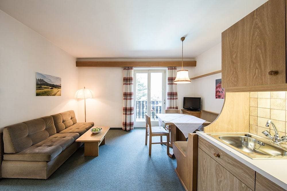 Foto 5 von 18: Apartments Obermayr: Ferienwohnung mit Freibad & Hallenbad