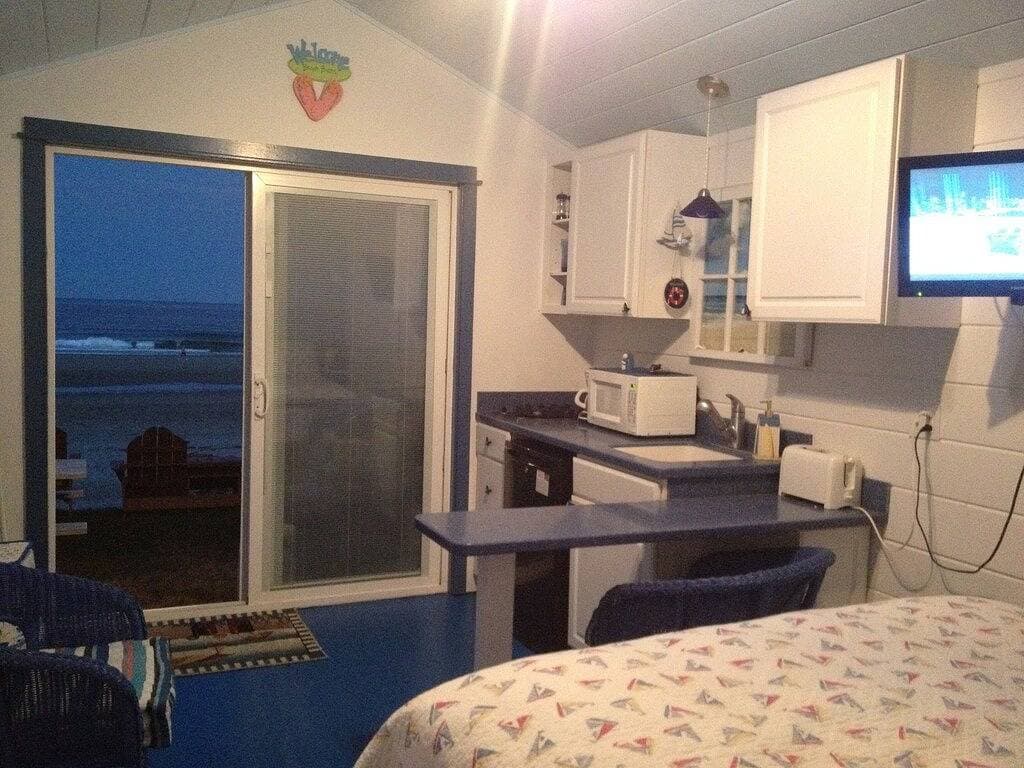 Foto 10 von 19: Romantic Oceanfront Cottage Get-Away direkt am Strand !!