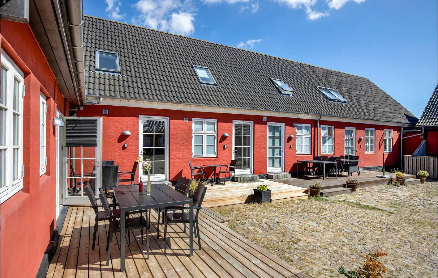 Foto 8 von 26: Ferienwohnung für 4 Personen mit Pool