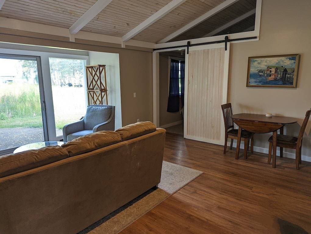 Foto 5 von 10: Finger Lakes Cottage Getaway