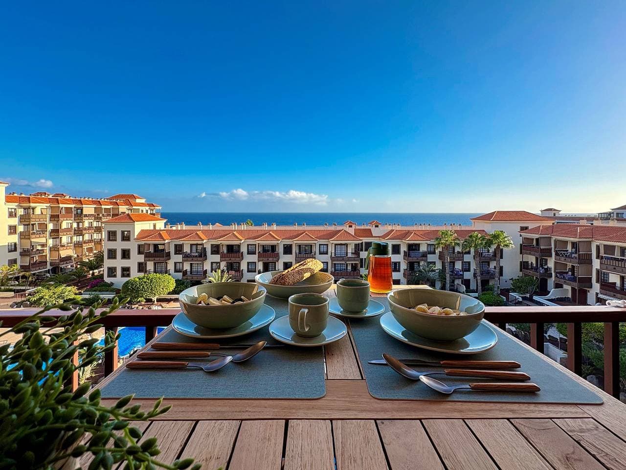 Foto 2 von 22: Appartement 'Balcón del Mar – Suite 353' mit Südterrasse und direktem Meerblick