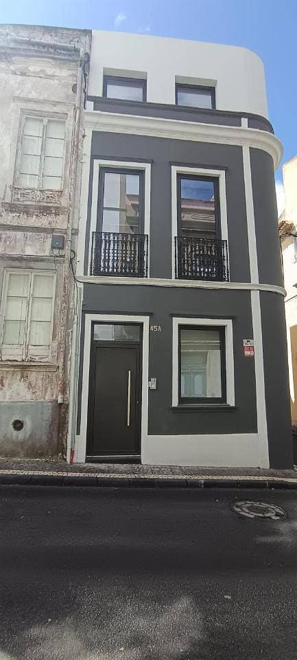Foto 10 von 34: Three-Bedroom House