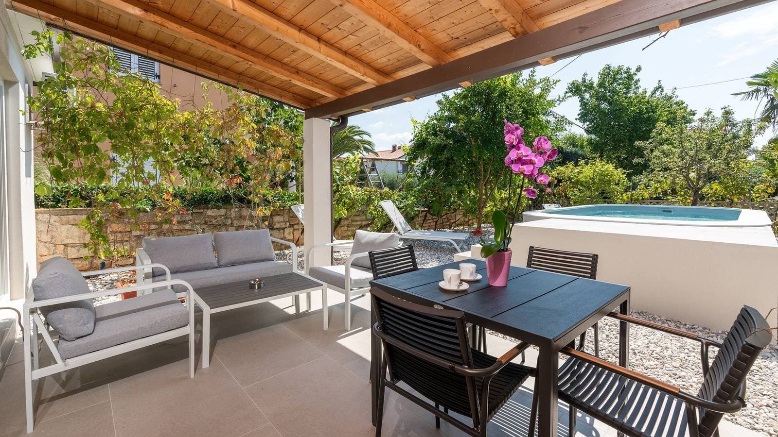 Foto 13 von 19: Lieblich Villa Alis mit Swimmingpool
