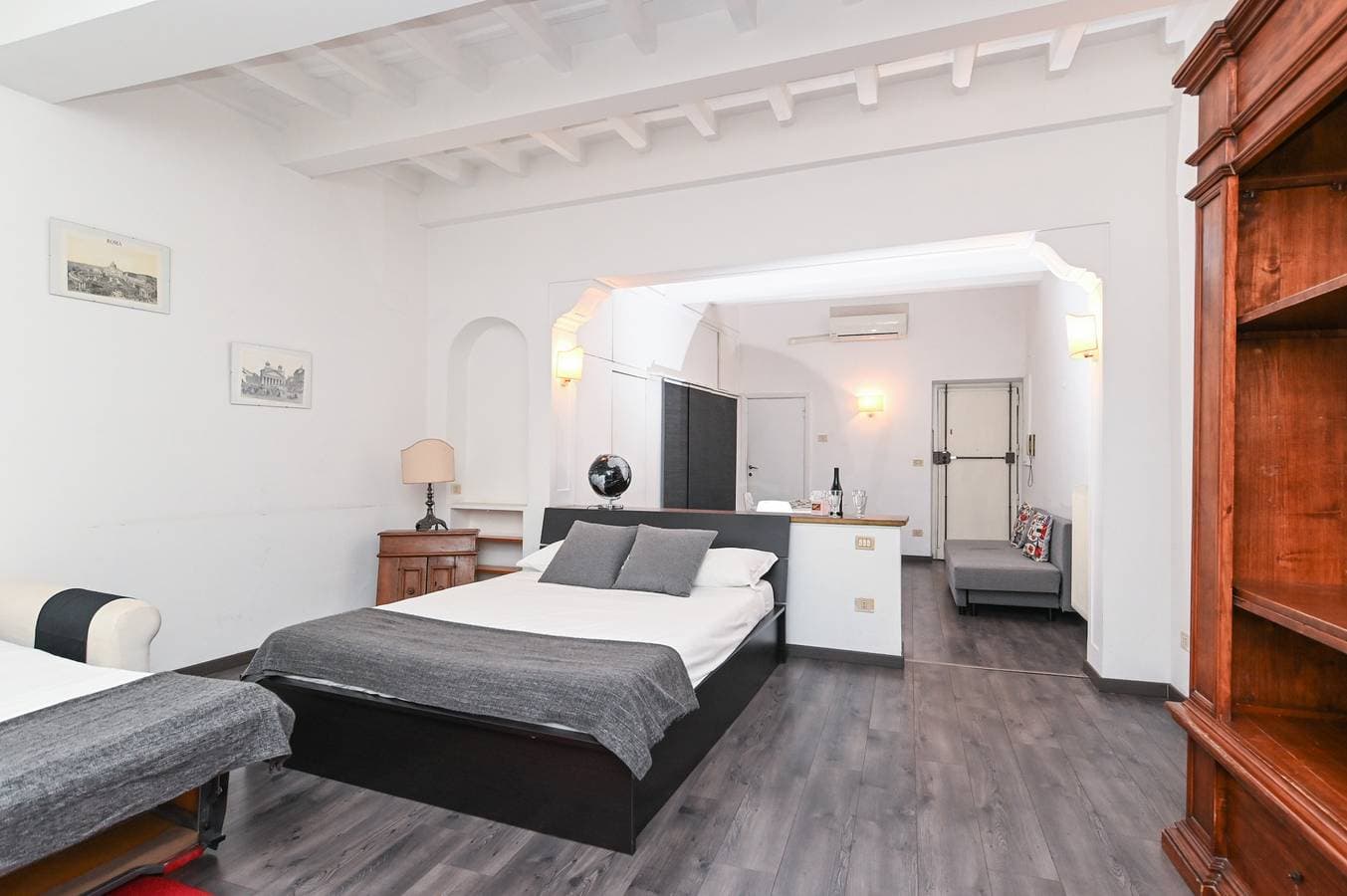 Foto 13 von 33: Gorgeous Trastevere Loft On The River