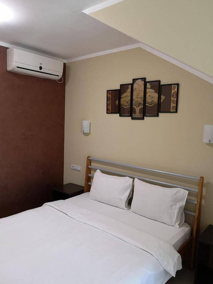Foto 11 von 18: Double Room with Balcony