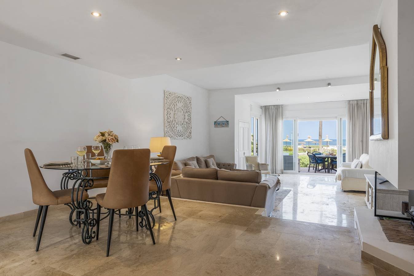 Foto 4 von 29: Casares del Mar | Beachfront Townhouse