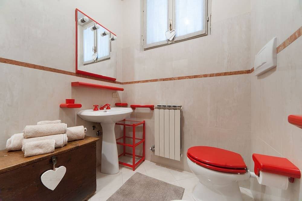 Foto 7 von 23: Nest am See mit Blick auf den See, Privatstrand, Klimaanlage Sept-Oct Offert