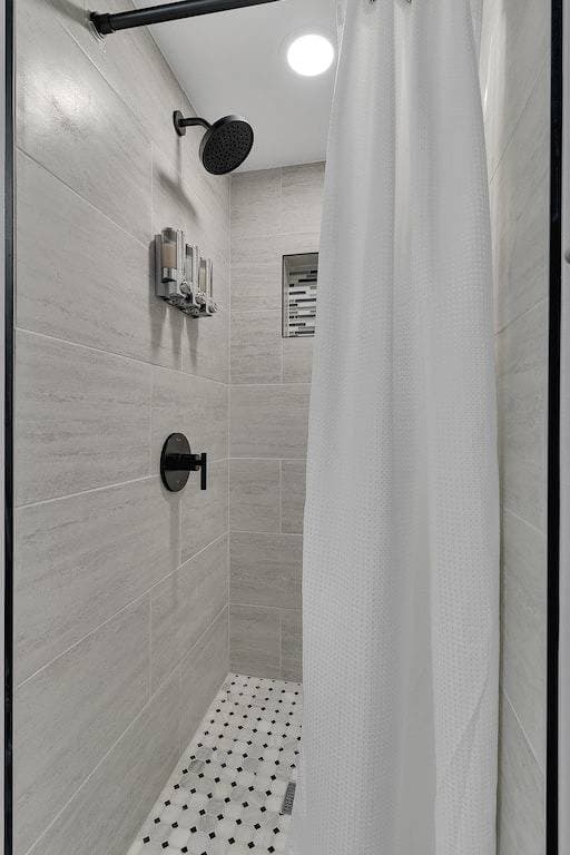 Foto 7 von 25: Cozy Modern Beautiful Studio+Parking. Walk to Dc Metro. Perfect for Long Stays!