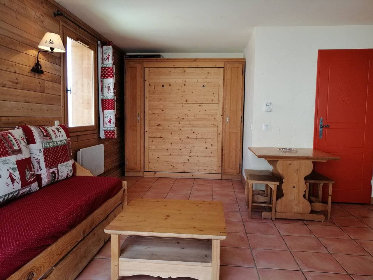 Foto 3 von 10: Großes Bergstudio für 4 Personen mit Balkon in Pra Loup