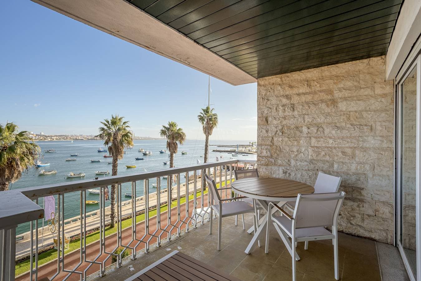 Foto 9 von 33: Ferienwohnung 'Cascais Bay Terrace II' mit Meerblick und WLAN