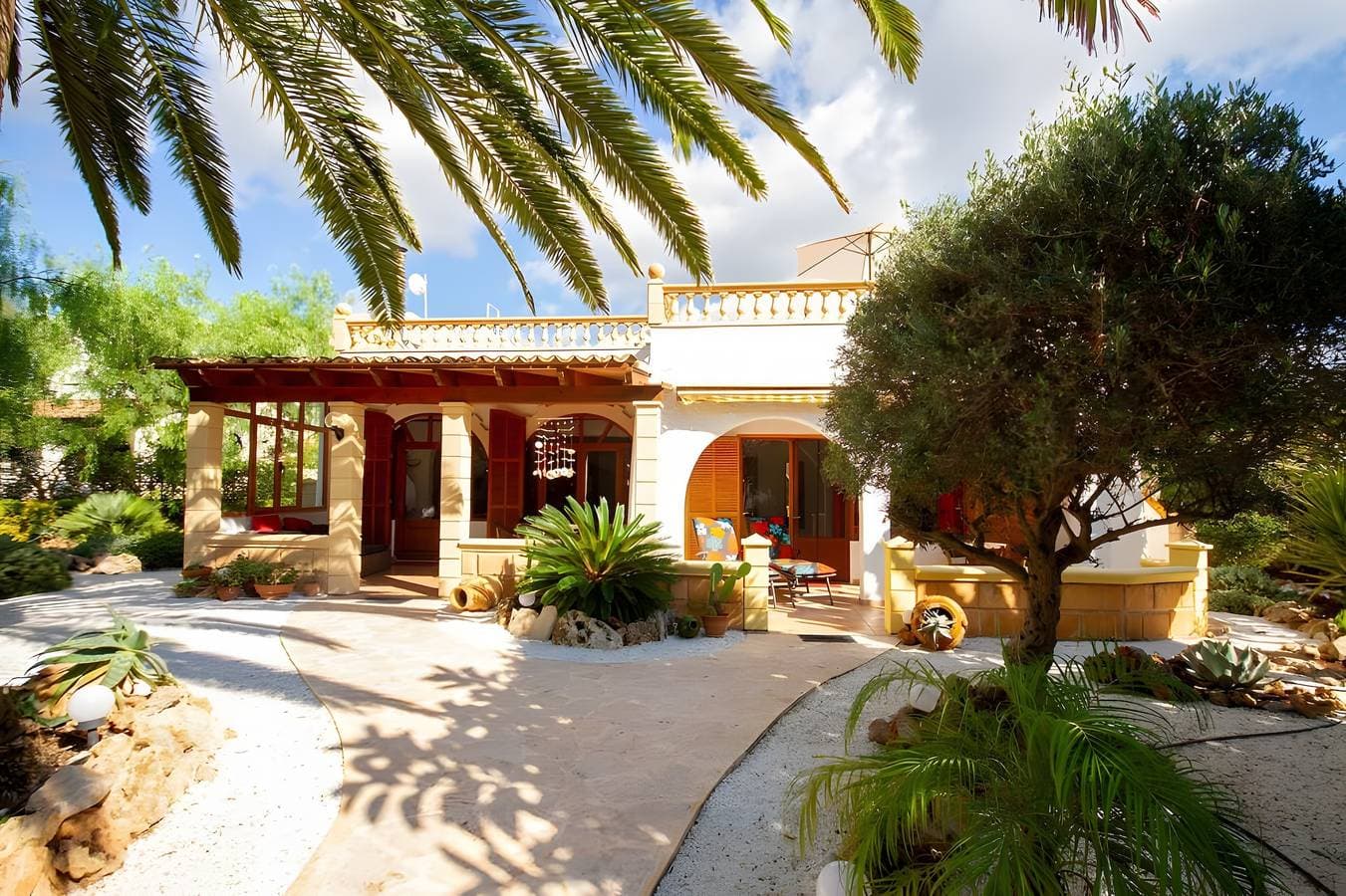 Foto 3 von 27: Traumhaftes Ferienhaus in Strandnähe mit mediterranem Garten in Cala Millor auf Mallorca