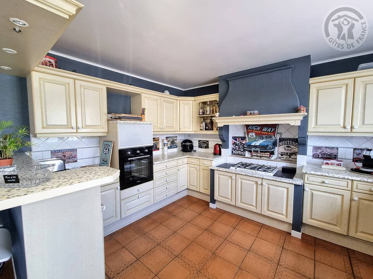 Foto 4 von 36: Geräumige Villa mit Spa und privatem Garten - Nahe Paris