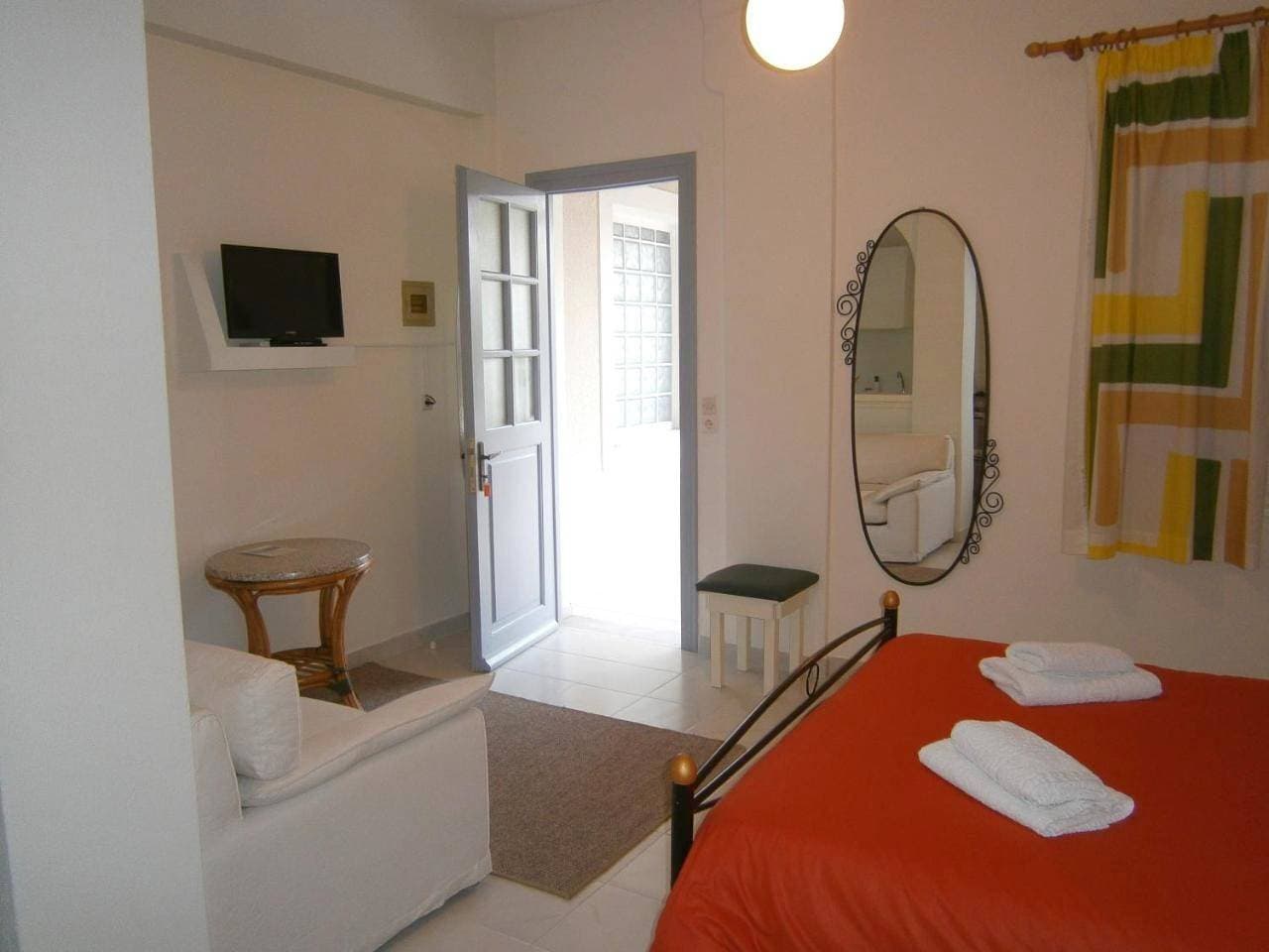 Foto 4 von 20: Three-Bedroom House