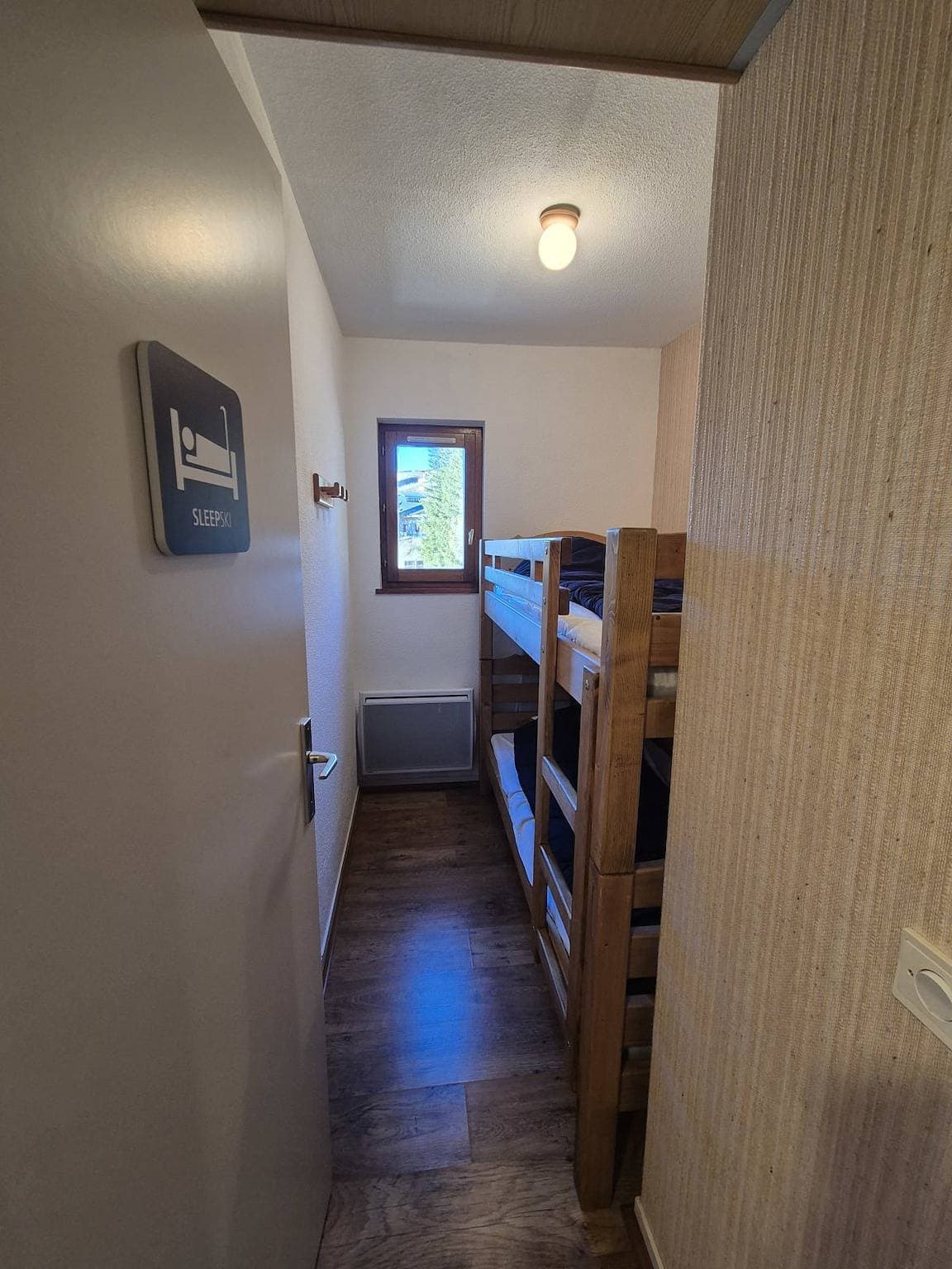 Foto 7 von 25: Ferienwohnung für 4 Personen mit Terrasse