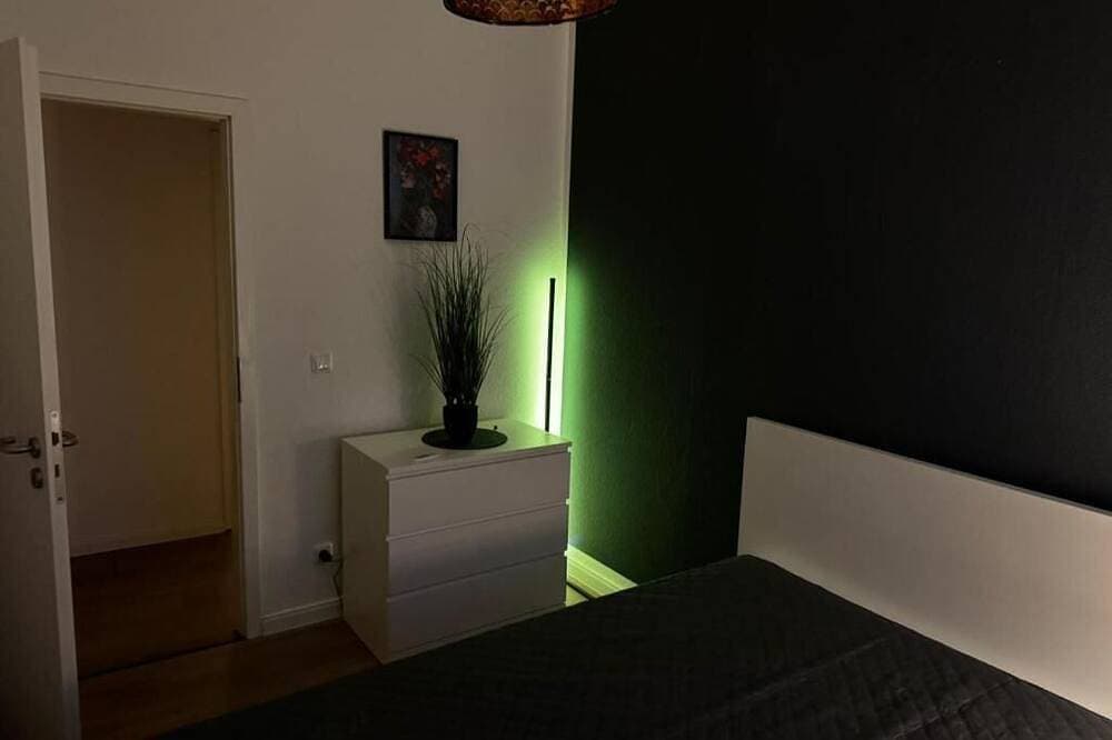 Foto 4 von 16: Komfort plus mit reichlich Platz, gratis WLAN, Netflix