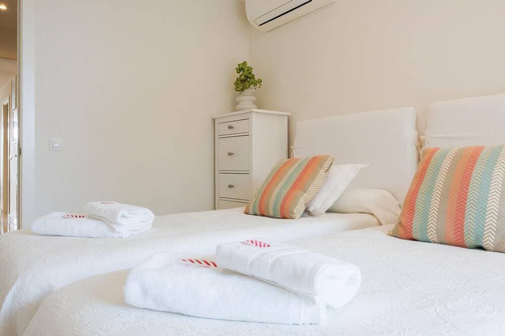 Foto 5 von 30: Apartamento dos playas