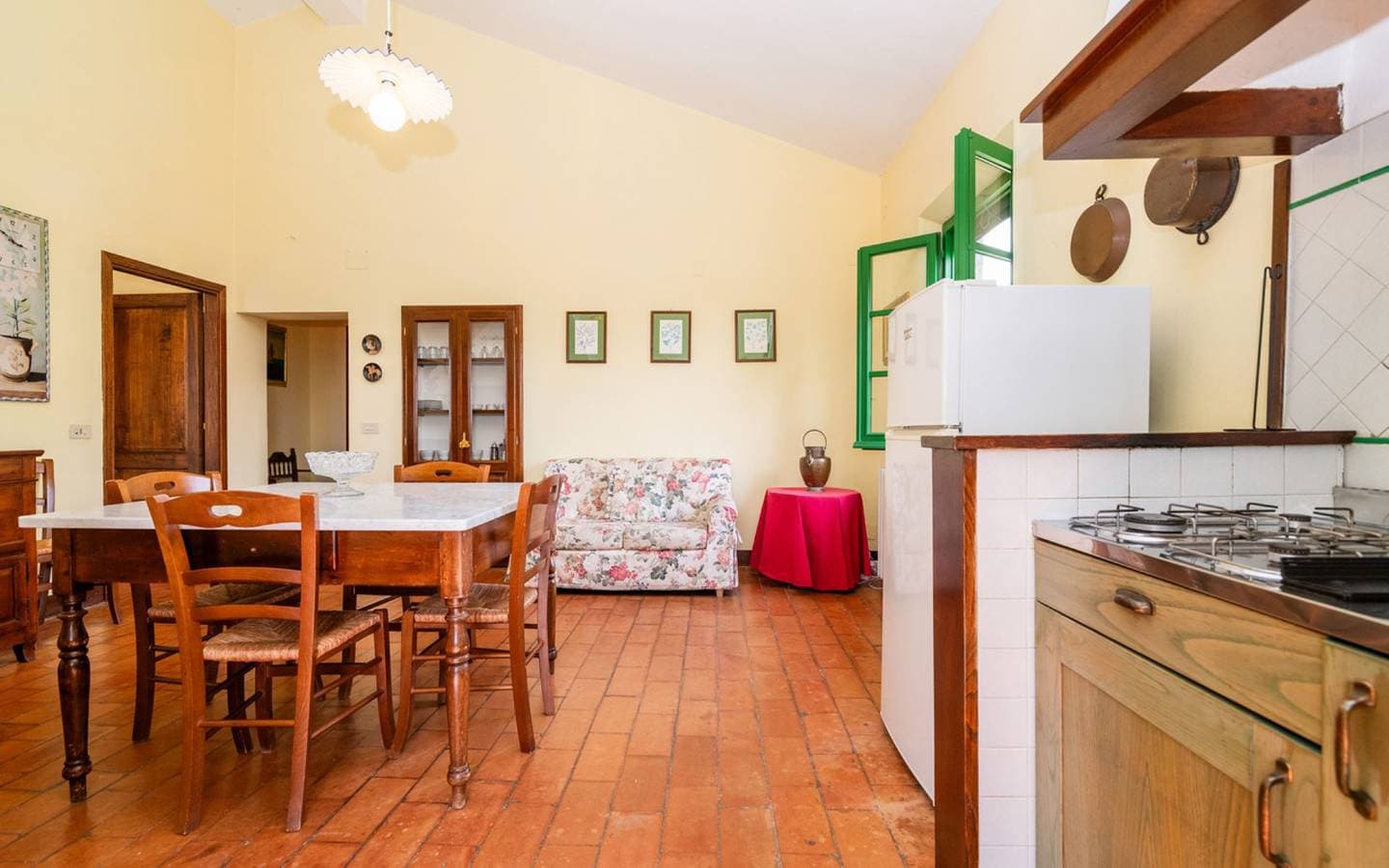 Foto 7 von 47: Ferienwohnung für 4 Personen mit Seeblick