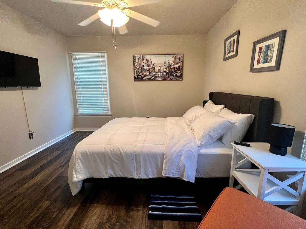 Foto 6 von 8: Clean, Quiet, & Cozy Ashland Home