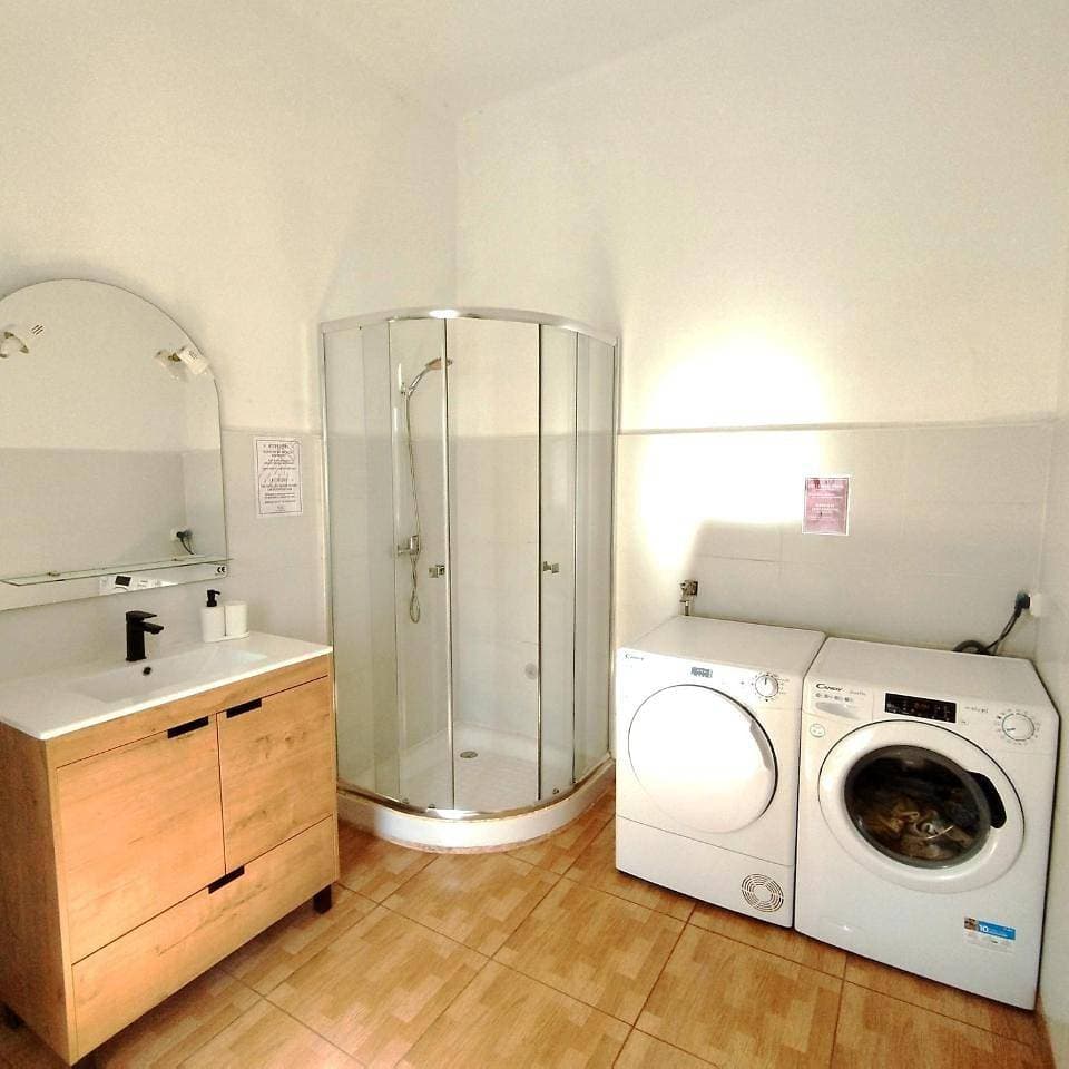 Foto 7 von 26: Double Room with Private Bathroom